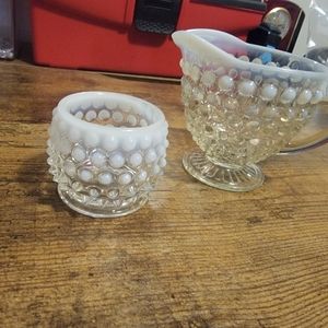 Hobnail sugar/creamer set